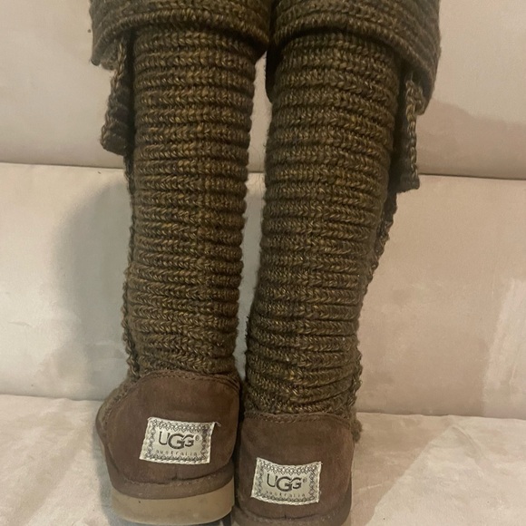 UGG Knit Tall Brown Boots With Three Buttons On The Side Size 9 - Picture 5 of 9